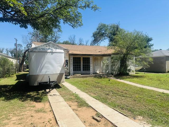 2212 32nd St, Lubbock, TX 79411