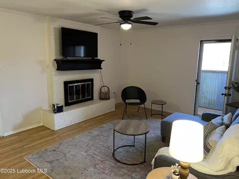 8601 Memphis Dr #B-40, Lubbock, TX 79423