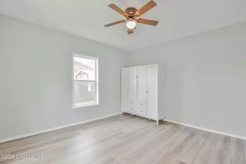 Bedroom - 115 Yonkers St, Plainview, TX 79072 photo 2 of 3