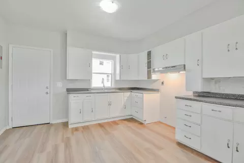 Kitchen - 115 Yonkers St, Plainview, TX 79072 photo 1 of 1