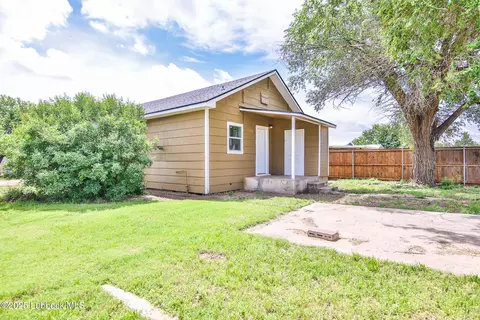 Exterior - 115 Yonkers St, Plainview, TX 79072 photo 3 of 4