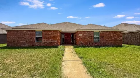 912 N Bangor Ave, Lubbock, TX 79416
