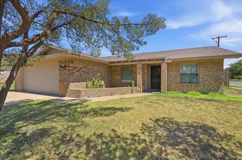 5702 2nd St, Lubbock, TX 79416