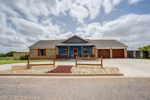13 W Canyonview Dr, Ransom Canyon, TX 79366