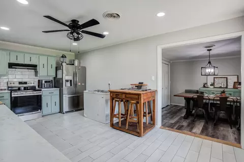 Kitchen - 811 Borger St, Plainview, TX 79072 photo 2 of 6