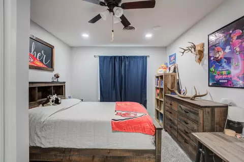 Bedroom - 811 Borger St, Plainview, TX 79072 photo 4 of 7