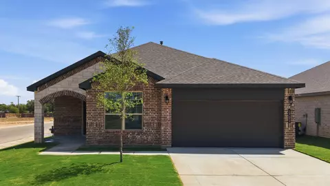 1701 Cedar Ave, Wolfforth, TX 79382