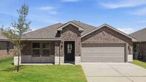 216 18th St, Wolfforth, TX 79382