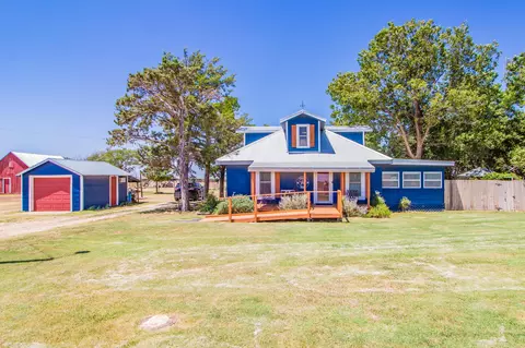 8111 E County Road 7300, Slaton, TX 79364