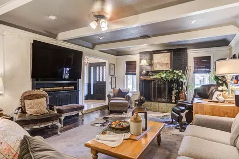 902 Jefferson St, Plainview, TX 79072 photo 25