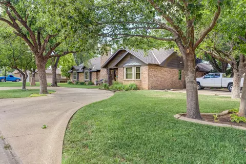 902 Jefferson St, Plainview, TX 79072 photo 10
