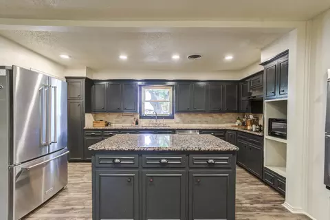 902 Jefferson St, Plainview, TX 79072 photo 30
