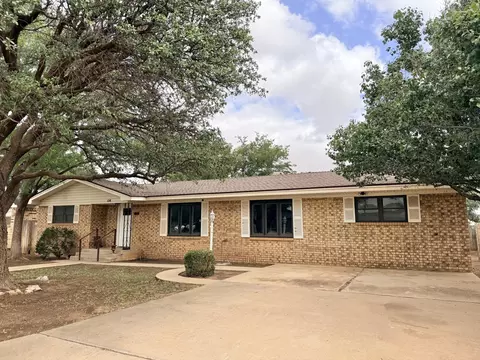 114 NE 26th St, Lamesa, TX 79331