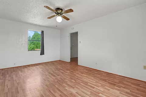 716 Robinson Cir, Smyer, TX 79367