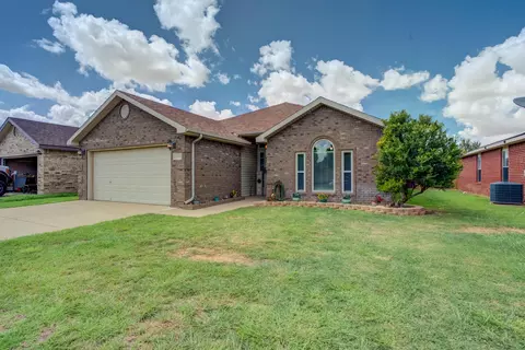6104 17th St, Lubbock, TX 79416