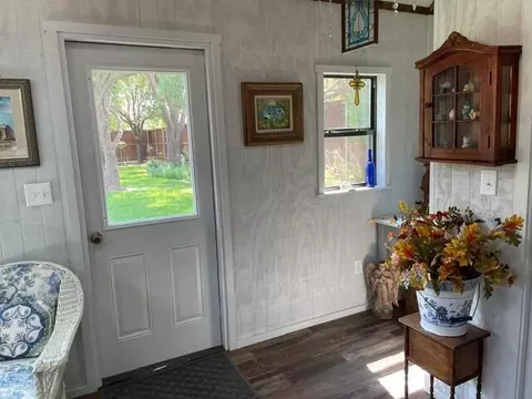 Entry Way - 203 N Navasota Dr, Plainview, TX 79072 photo 5 of 5