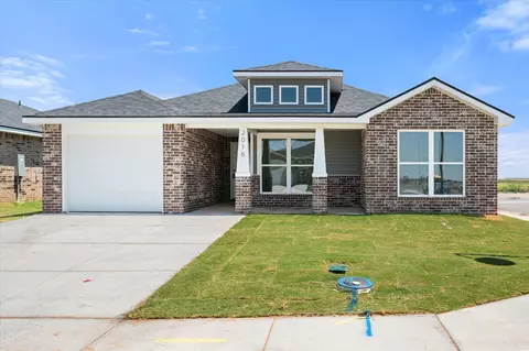 2016 Yellowhouse Ave, Wolfforth, TX 79382