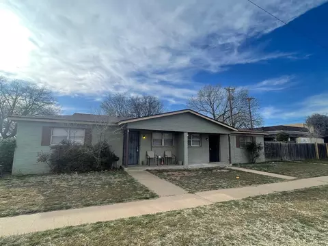 4602 52nd St, Lubbock, TX 79414