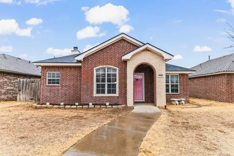 6006 102nd St, Lubbock, TX 79424