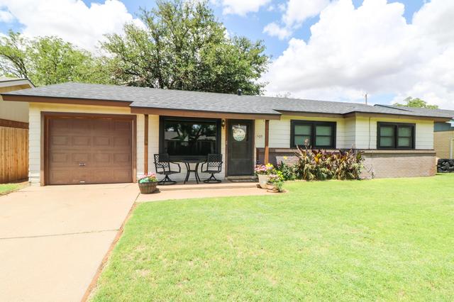 1309 W 13th St, Littlefield, TX 79339