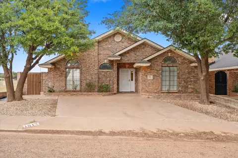 101 Fannin Ave, Levelland, TX 79336