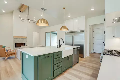 Kitchen - 3422 141st St, Lubbock, TX 79423 photo 5 of 7