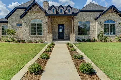 Exterior - 3422 141st St, Lubbock, TX 79423 photo 1 of 8