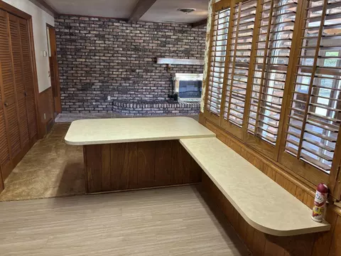 Living - 7204 W Us Highway 70 Rd, Plainview, TX 79072 photo 3 of 4