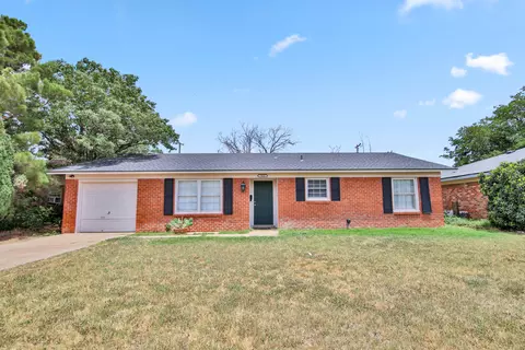 5424 13th St, Lubbock, TX 79416