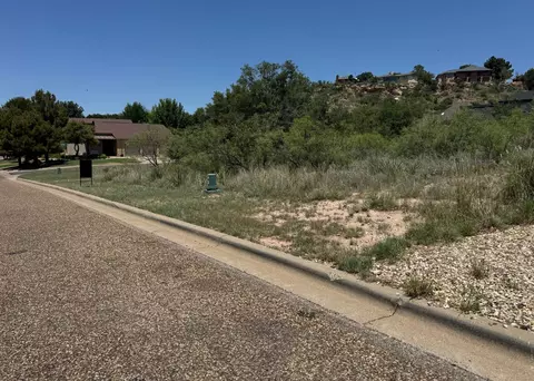 23 Sioux Trl, Ransom Canyon, TX 79366