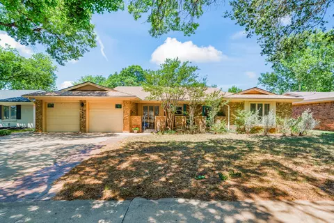 3428 68th Dr, Lubbock, TX 79413