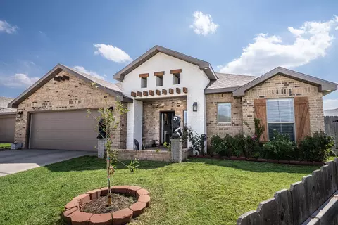 2704 Viola Ave, Lubbock, TX 79407
