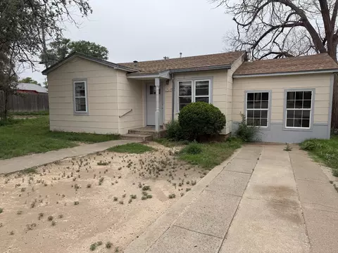1514 Avenue F, Levelland, TX 79336