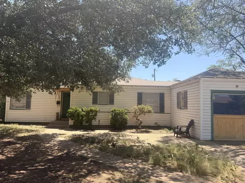 2211 28th St, Lubbock, TX 79411