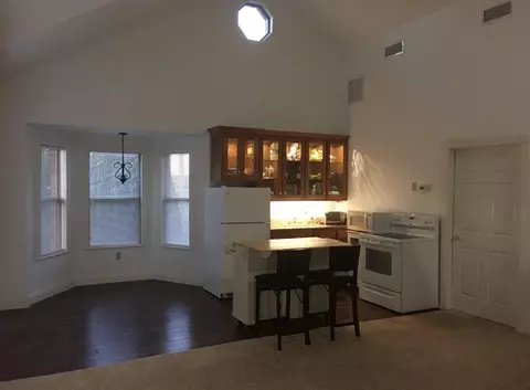 Kitchen - 101 SE 6th St, Plainview, TX 79072 photo 1 of 5
