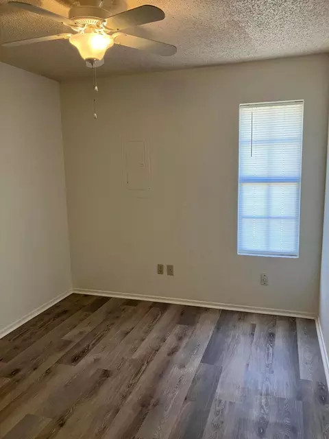 Bedroom - 2507 Holliday St, Plainview, TX 79072 photo 3 of 7
