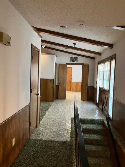 Entry Way - 2507 Holliday St, Plainview, TX 79072 photo 4 of 5
