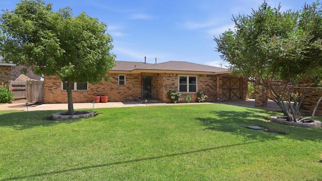 1130 W Panhandle St, Slaton, TX 79364