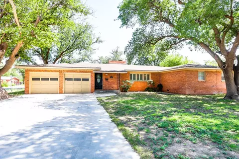 3720 27th St, Lubbock, TX 79410