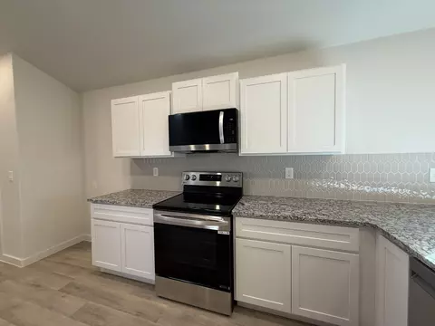 5546 Auburn St, Lubbock, TX 79416