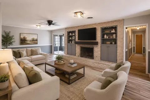 Living - 812 Holliday St, Plainview, TX 79072 photo 3 of 3