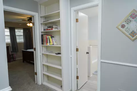 Entry Way - 904 Itasca St, Plainview, TX 79072 photo 7 of 9