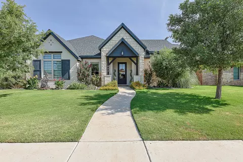 602 N 10th St, Wolfforth, TX 79382