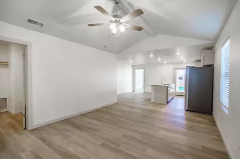 3620 E 3rd Pl, Lubbock, TX 79403 photo 2