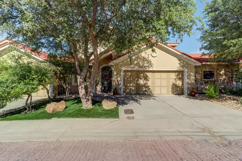 8 Tuscan Villas Cir, Lubbock, TX 79423