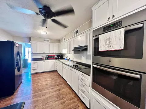 1905 63rd St, Lubbock, TX 79412