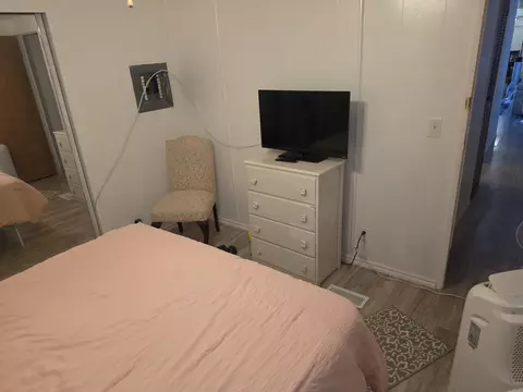 Bedroom - 609 Rackler St, Smyer, TX 79367 photo 2 of 2