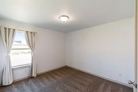 Bedroom - 6830 57th St, Lubbock, TX 79407 photo 11 of 14