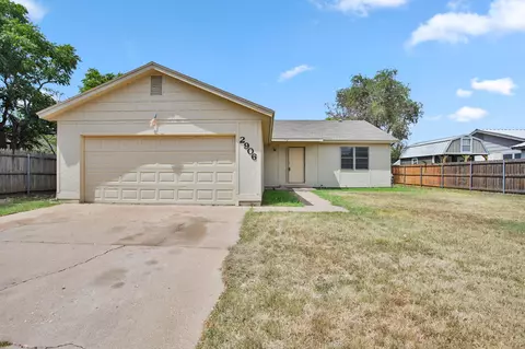 2906 93rd St, Lubbock, TX 79423