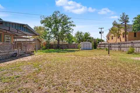 Exterior - 500 8th St, O'donnell, TX 79351 photo 5 of 7